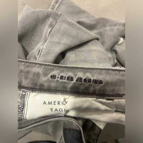 American Eagle Hi Rise Jegging Jeans Women’s 8 Grey Distressed High Rise - Picture 4 of 11